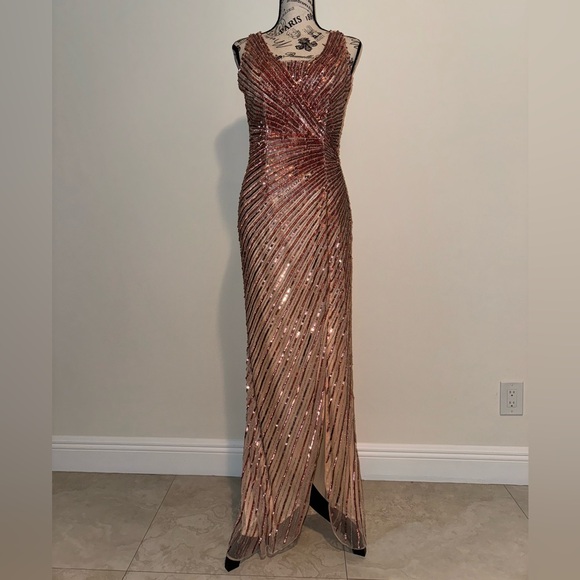 MacDuggle rose sequin evening gown! - Picture 3 of 7